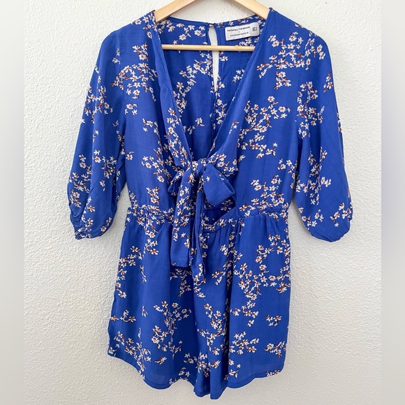 FAITHFULL THE BRAND x ANTHROPOLOGIE Sophie Romper in size 4 - Picture 2 of 11